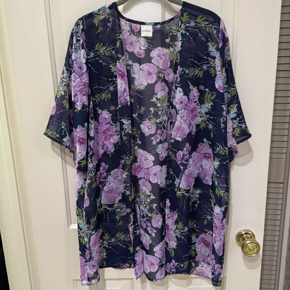 Kaileigh Purple and Navy Floral Kimono